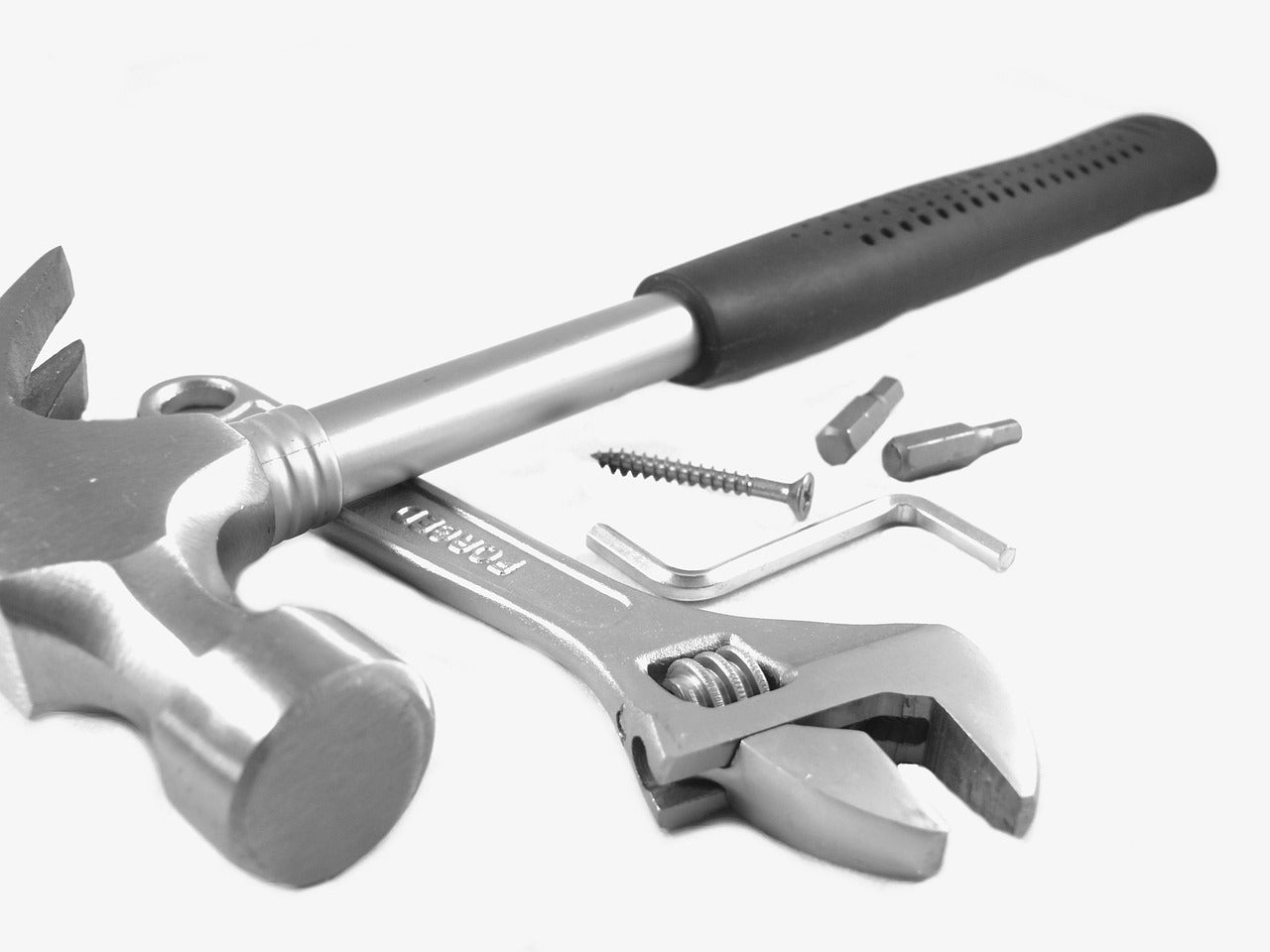 Tools & Hardware