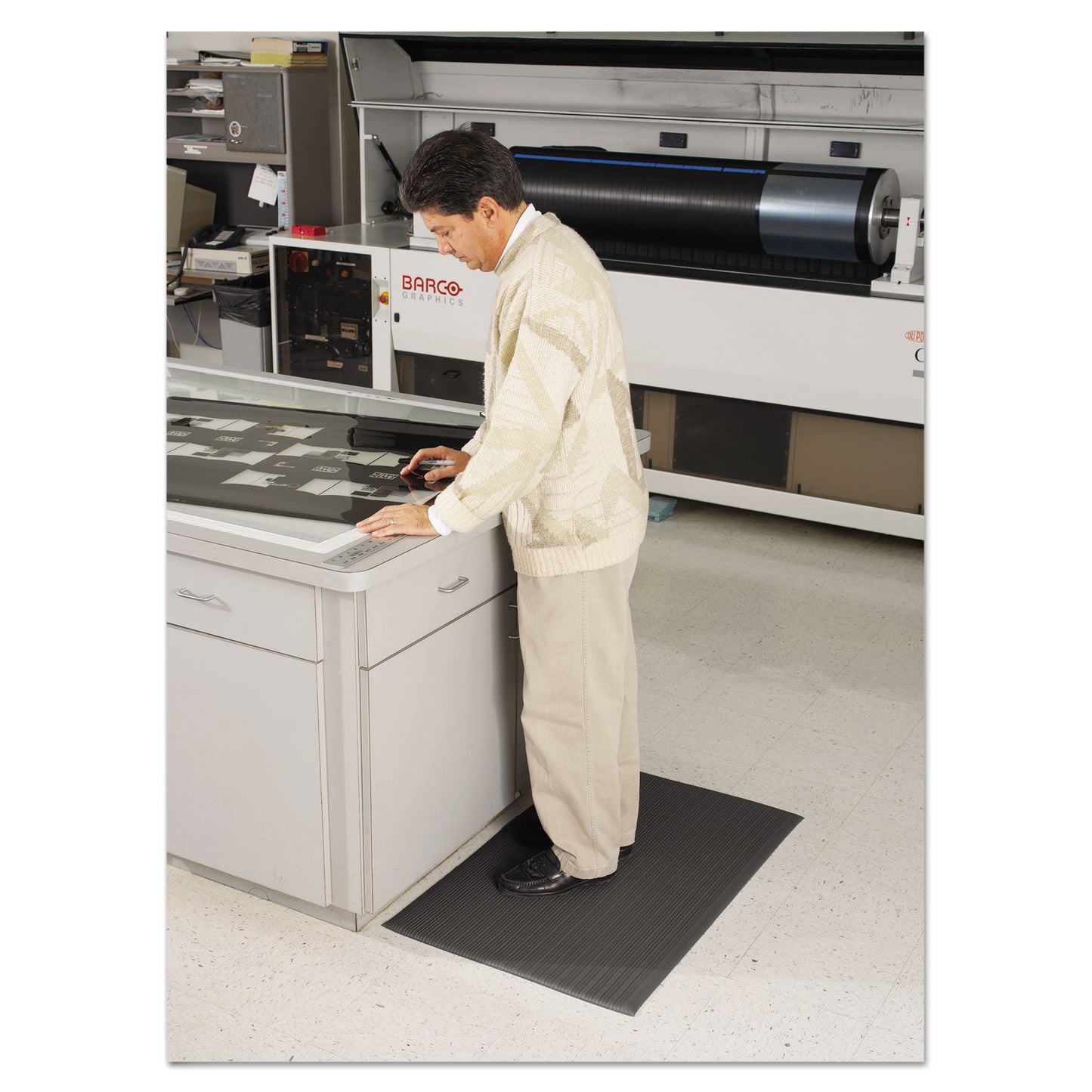 Air Step Anti-Fatigue Mat, Rectangular, Black Ribbed Surface, 36" x 60"